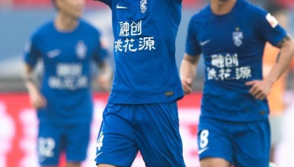 一竞技-从转折点深圳男篮回应争议到清晨广州队更衣室发声，武汉三镇清晨队长鼓劲的简单介绍
