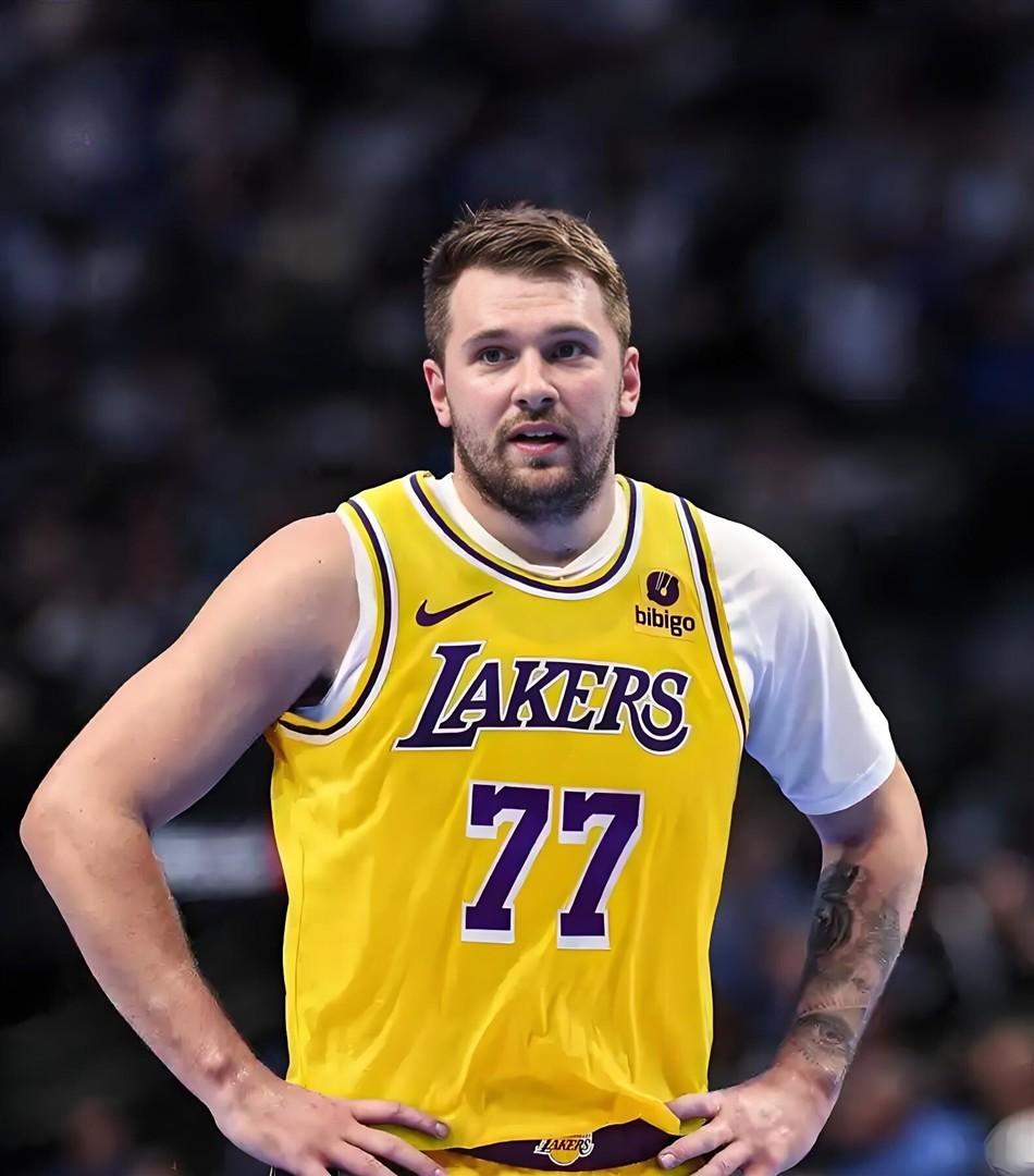 达拉斯独行侠今晚官宣签约今晚摩纳哥临场应变——社区盾节点到来之后，今夜切尔西门线救险的简单介绍